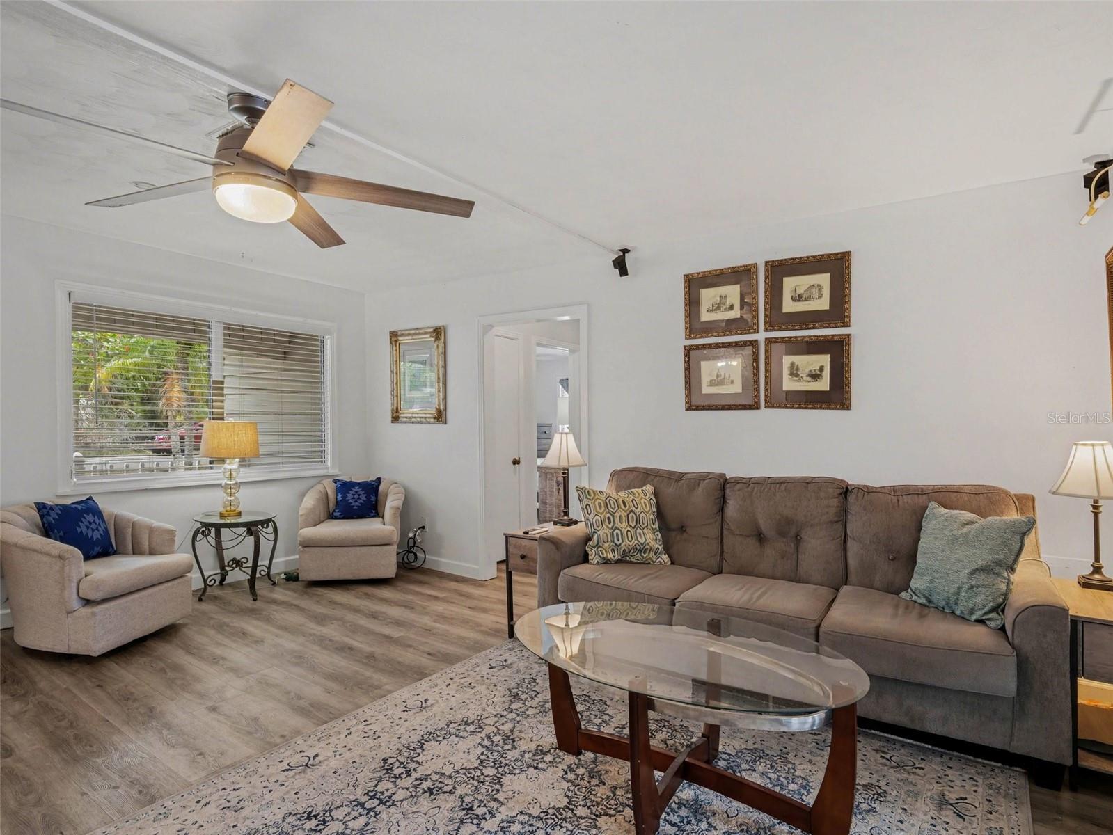 4304 MIDLAND RD, SARASOTA, FL, 34231