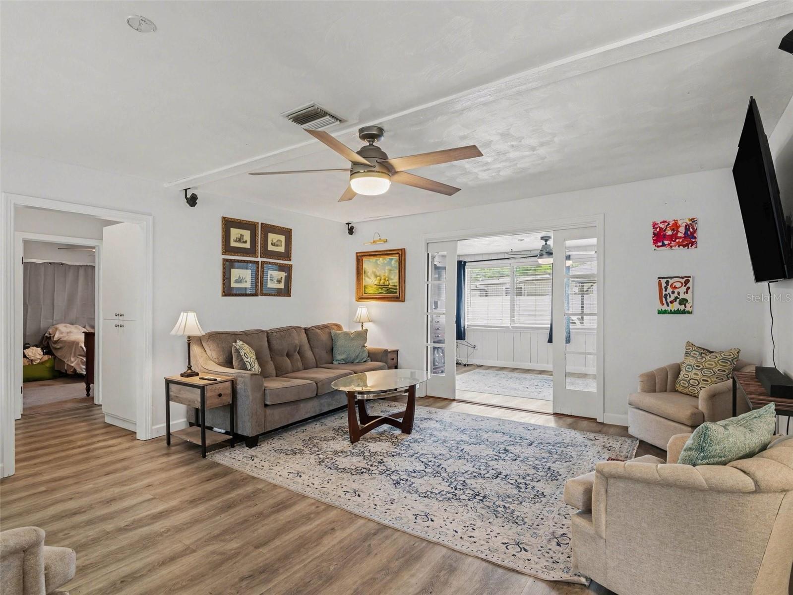 4304 MIDLAND RD, SARASOTA, FL, 34231