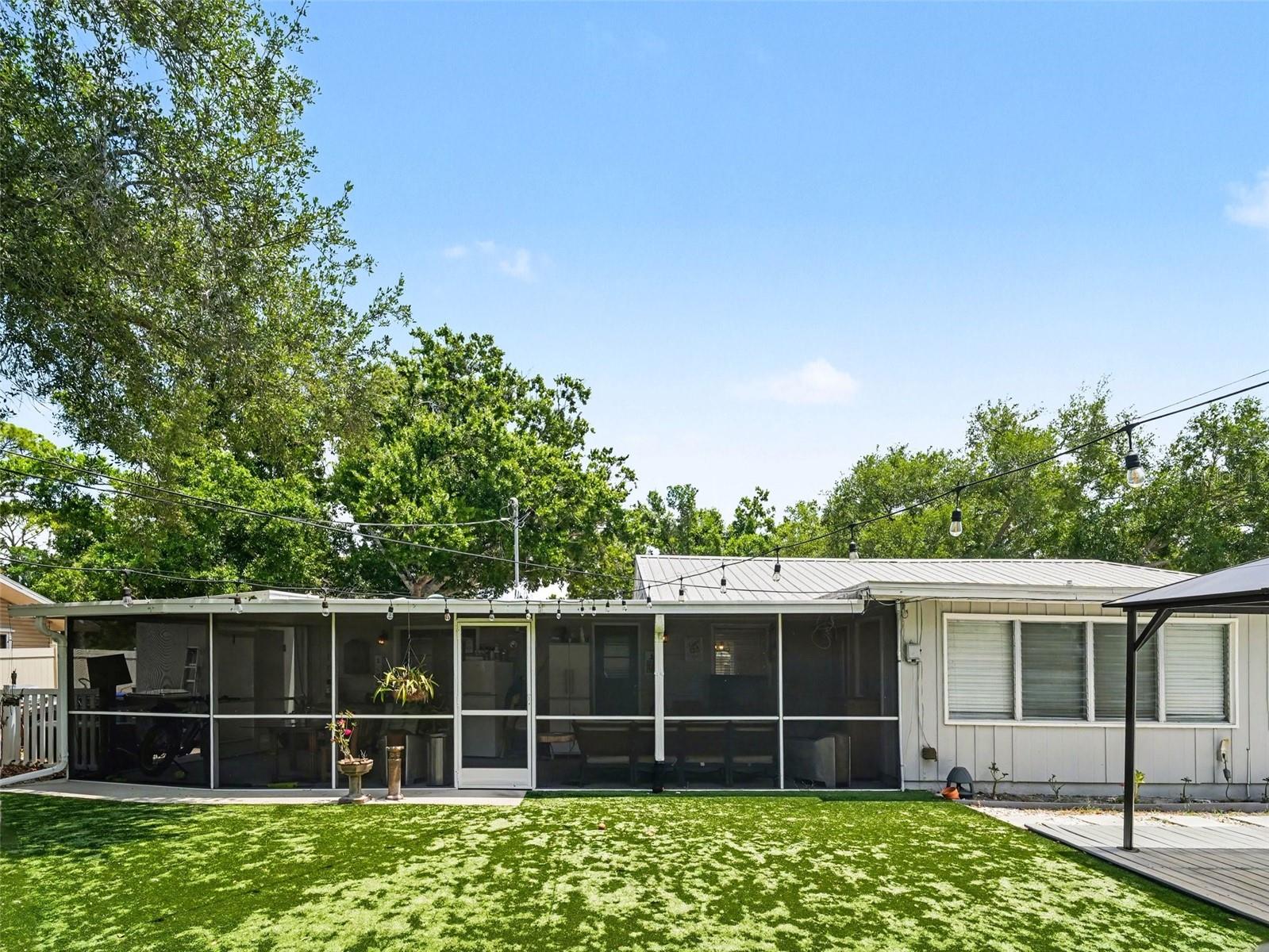 4304 MIDLAND RD, SARASOTA, FL, 34231