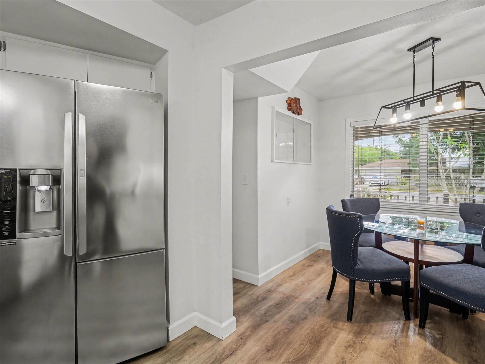 4304 MIDLAND RD, SARASOTA, FL, 34231