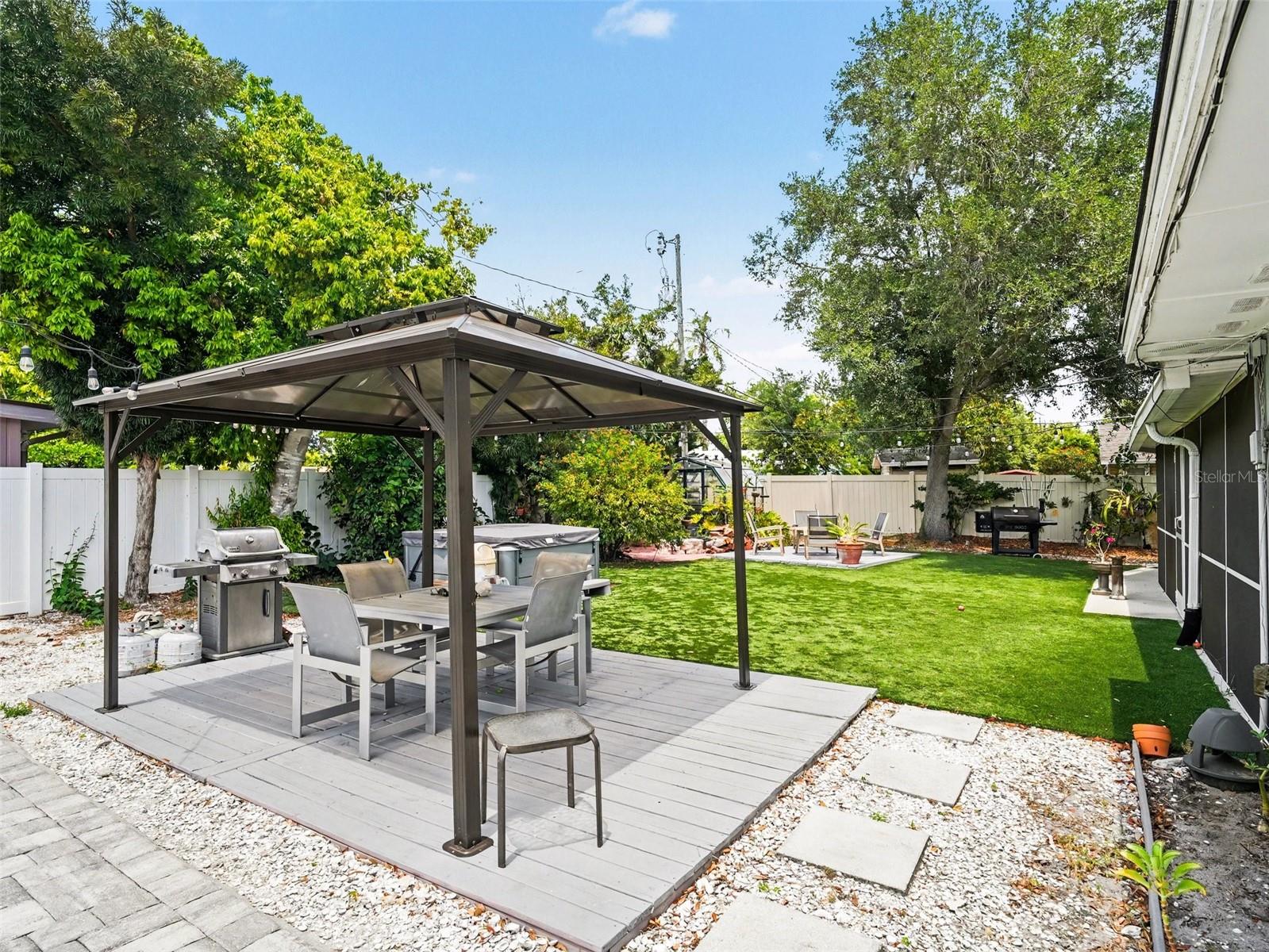 4304 MIDLAND RD, SARASOTA, FL, 34231