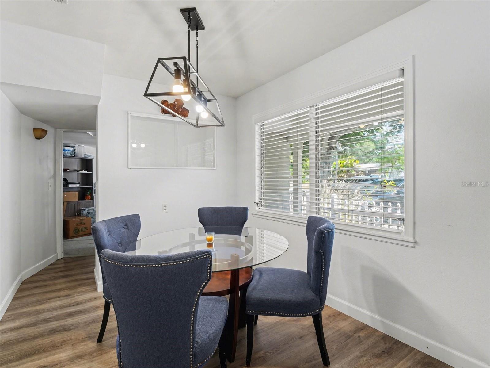 4304 MIDLAND RD, SARASOTA, FL, 34231