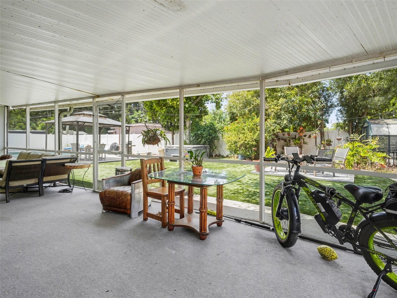 4304 MIDLAND RD, SARASOTA, FL, 34231