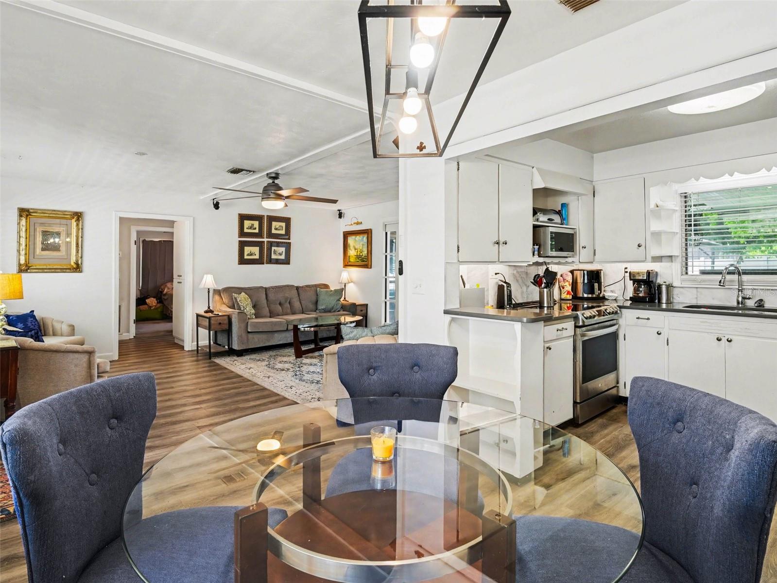 4304 MIDLAND RD, SARASOTA, FL, 34231