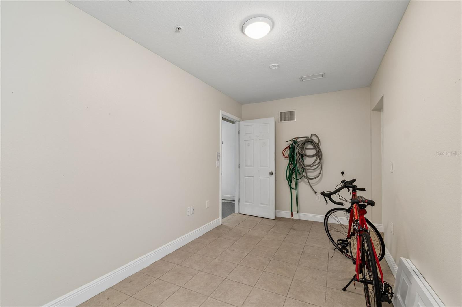 650 SIREN WIND LN, CLEARWATER, FL, 33756