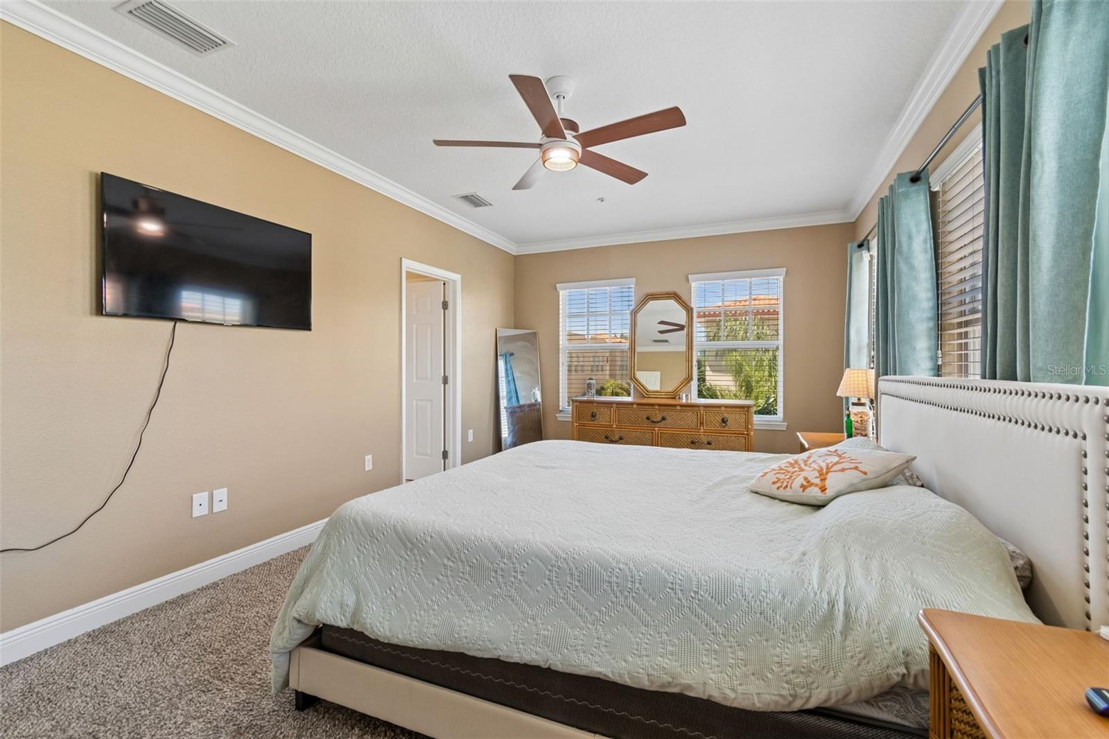 650 SIREN WIND LN, CLEARWATER, FL, 33756
