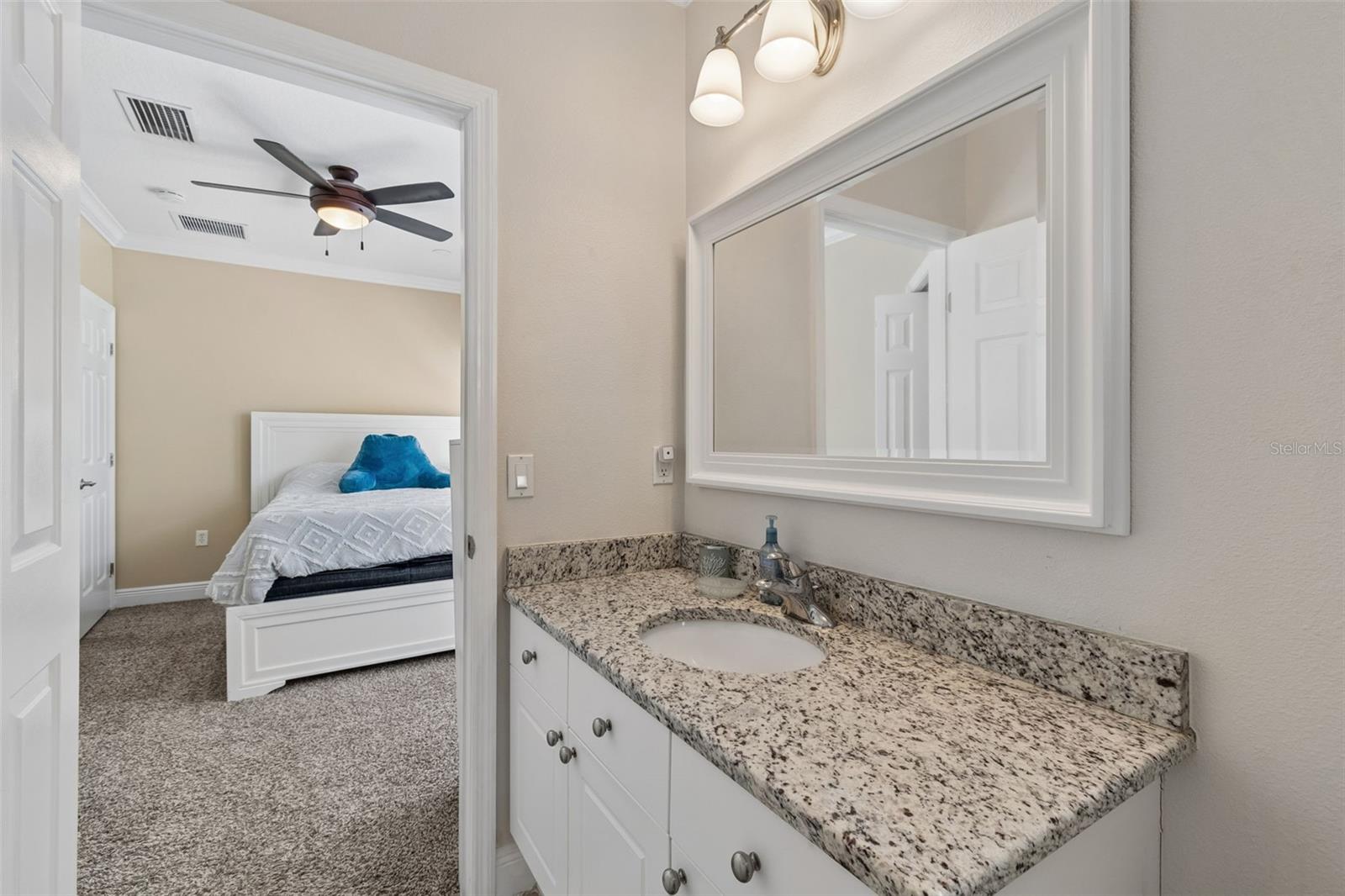 650 SIREN WIND LN, CLEARWATER, FL, 33756