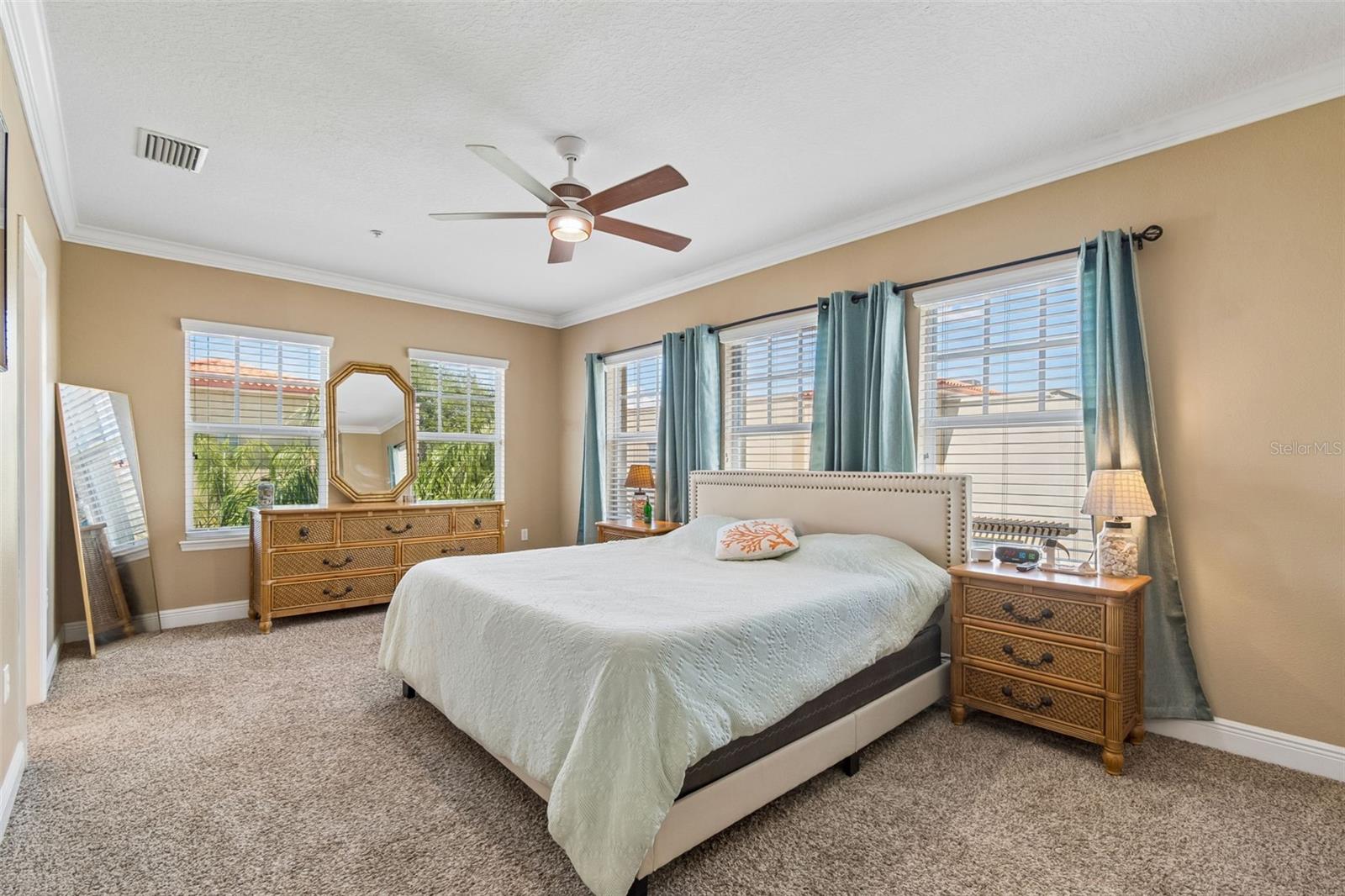 650 SIREN WIND LN, CLEARWATER, FL, 33756