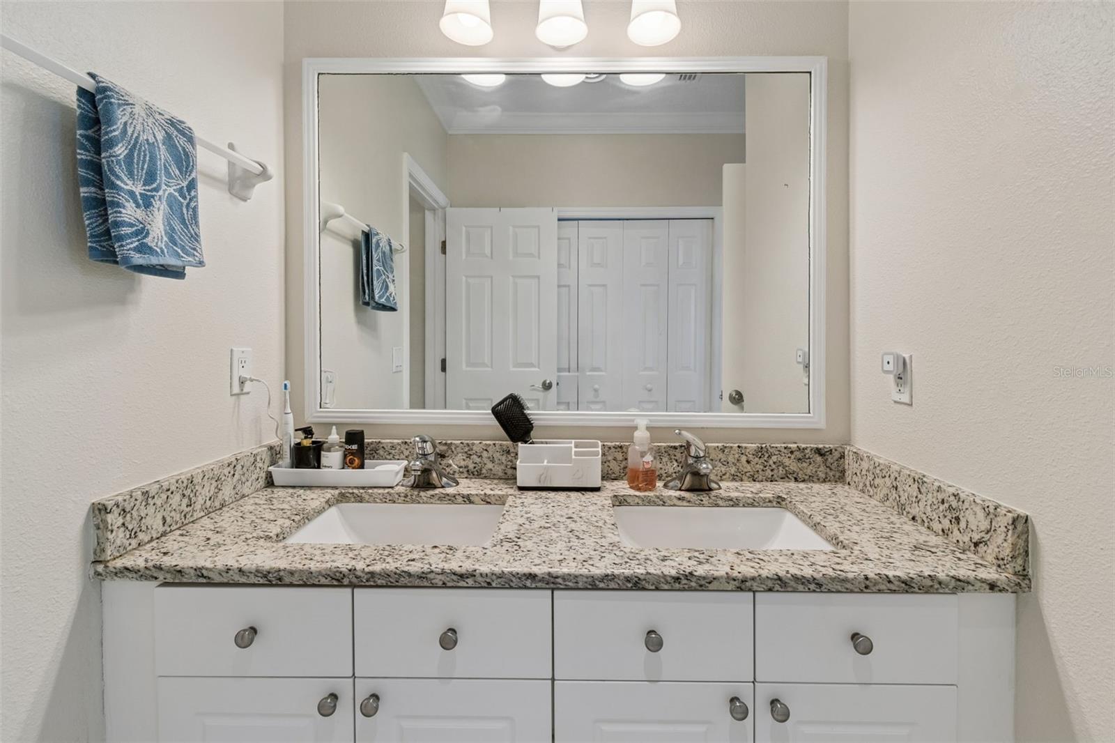 650 SIREN WIND LN, CLEARWATER, FL, 33756