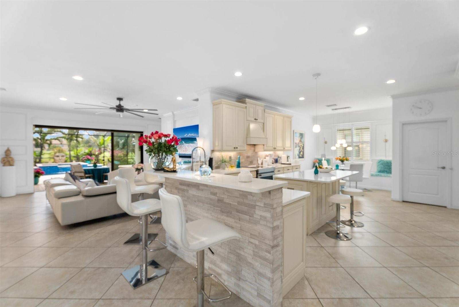 6860 WILD LAKE TER, BRADENTON, FL, 34212
