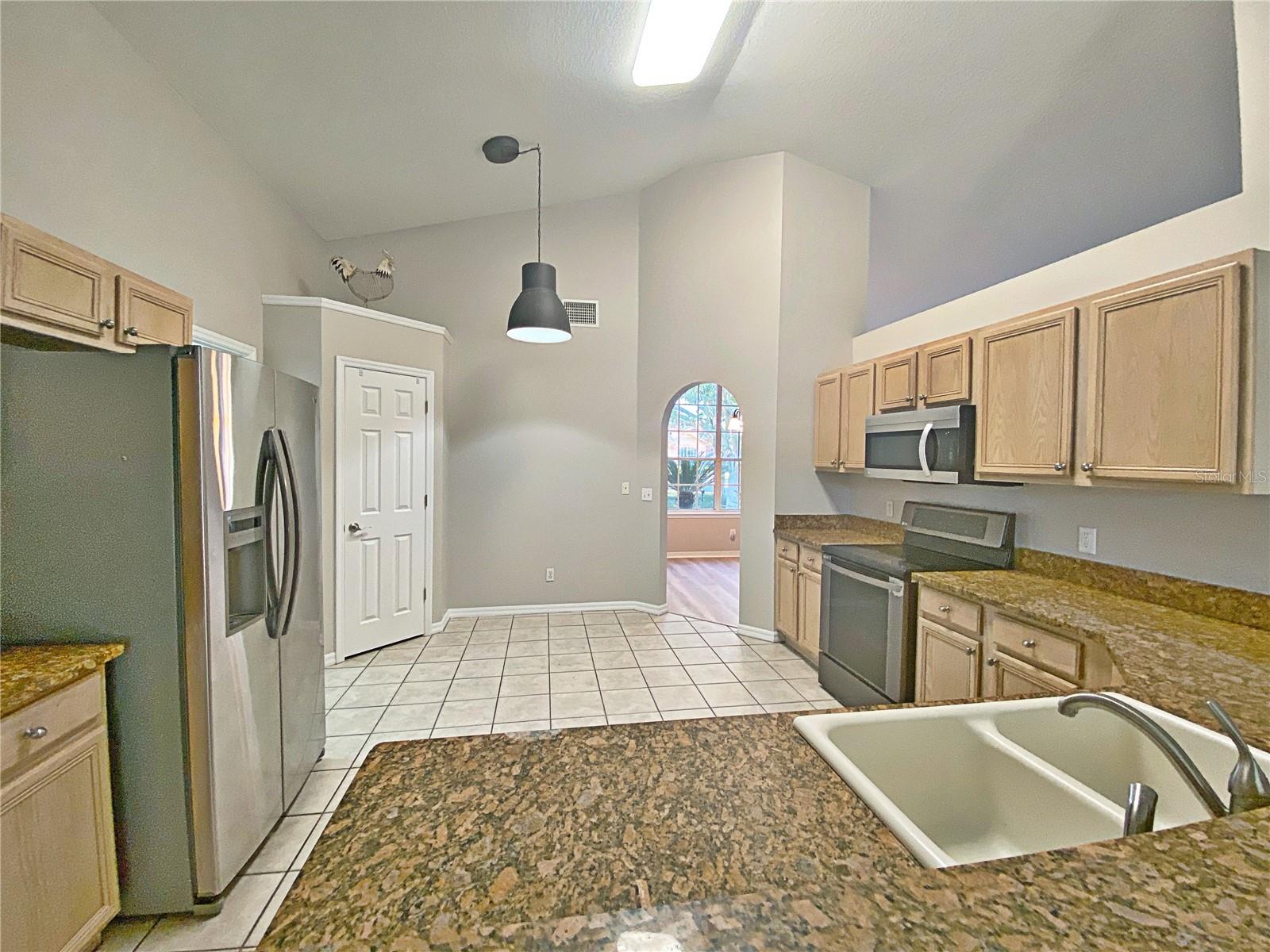 16834 ROCKWELL HEIGHTS LN, CLERMONT, FL, 34711