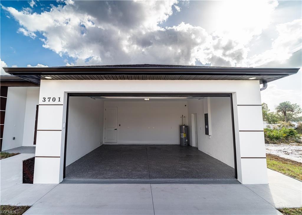 3701 28TH ST SW, LEHIGH ACRES, FL, 33976