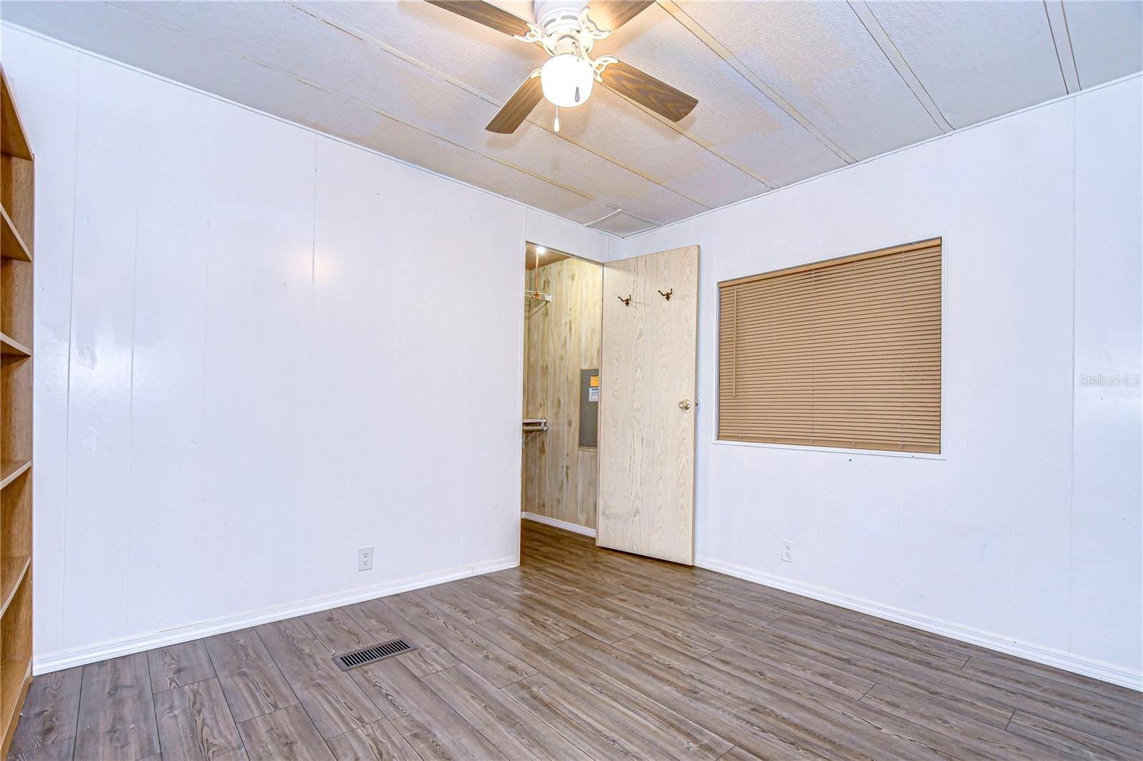 38725 VULCAN CIR, ZEPHYRHILLS, FL, 33542