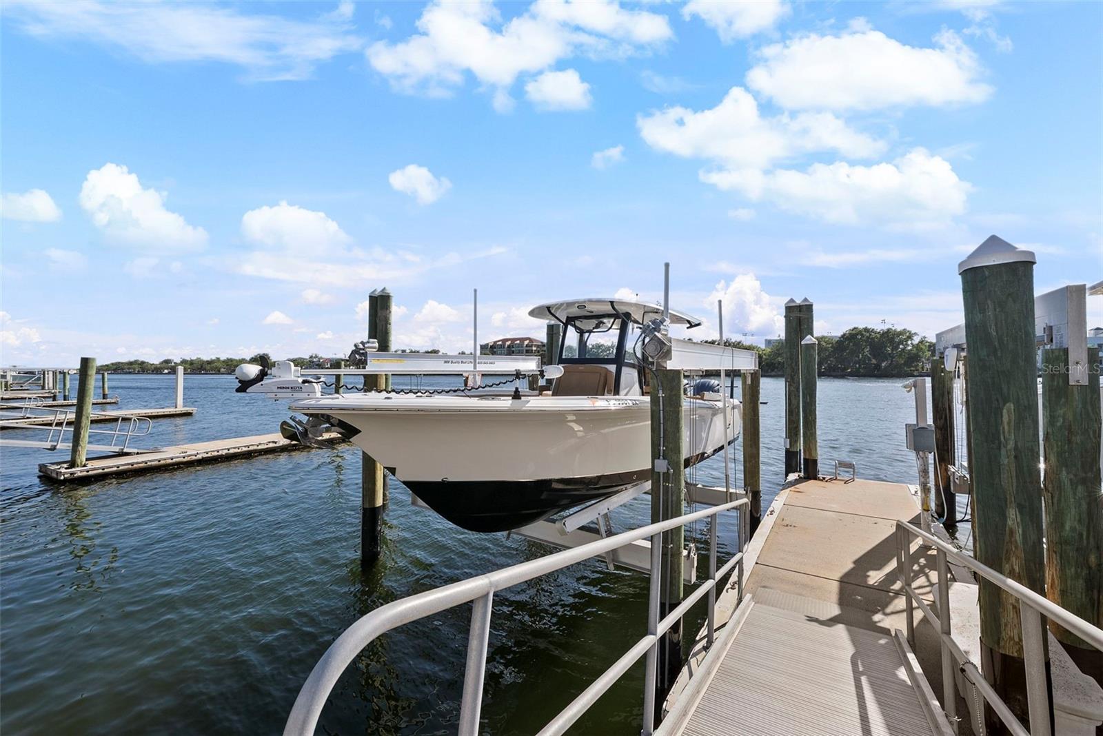 1123 ABBEYS WAY, TAMPA, FL, 33602