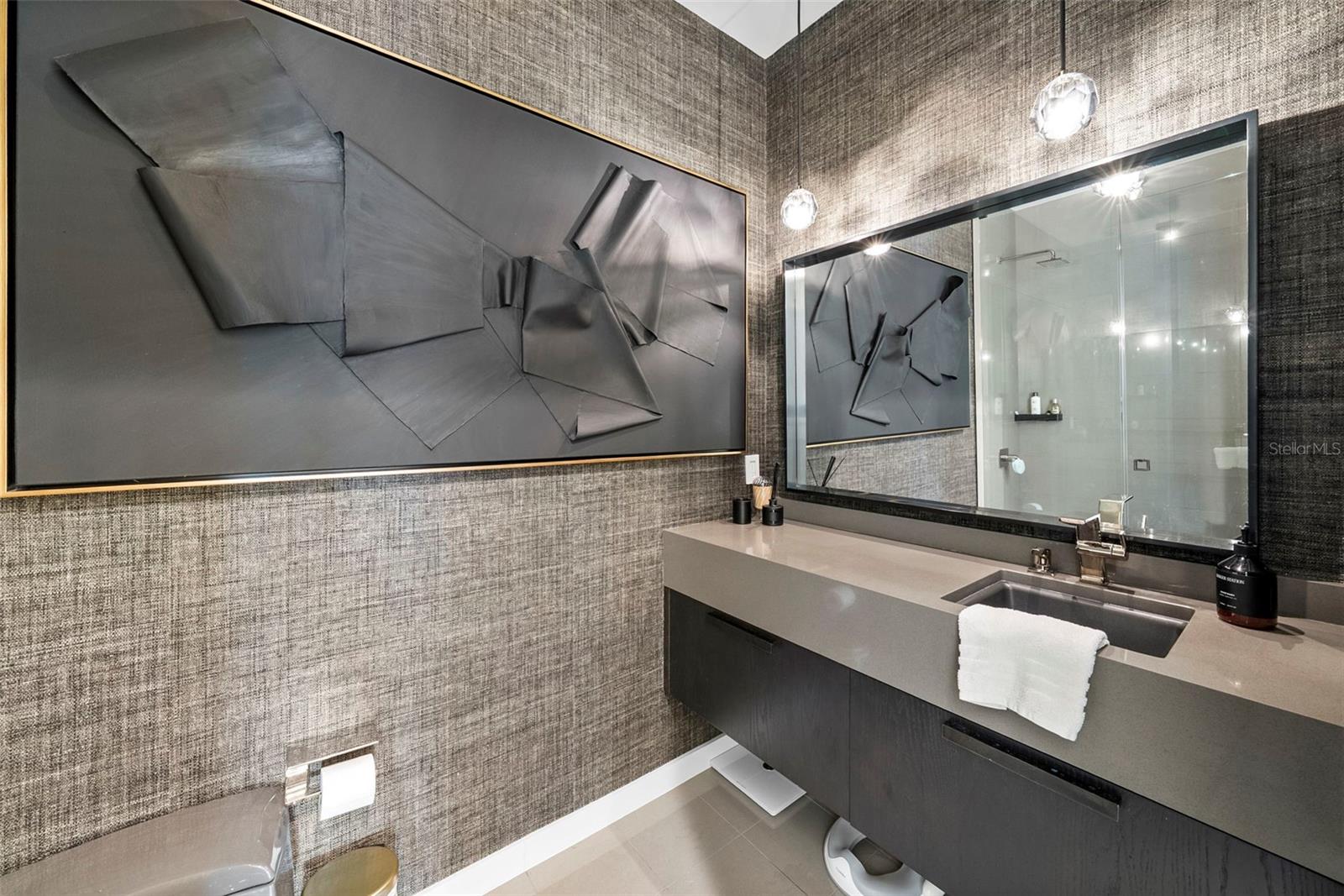 1123 ABBEYS WAY, TAMPA, FL, 33602