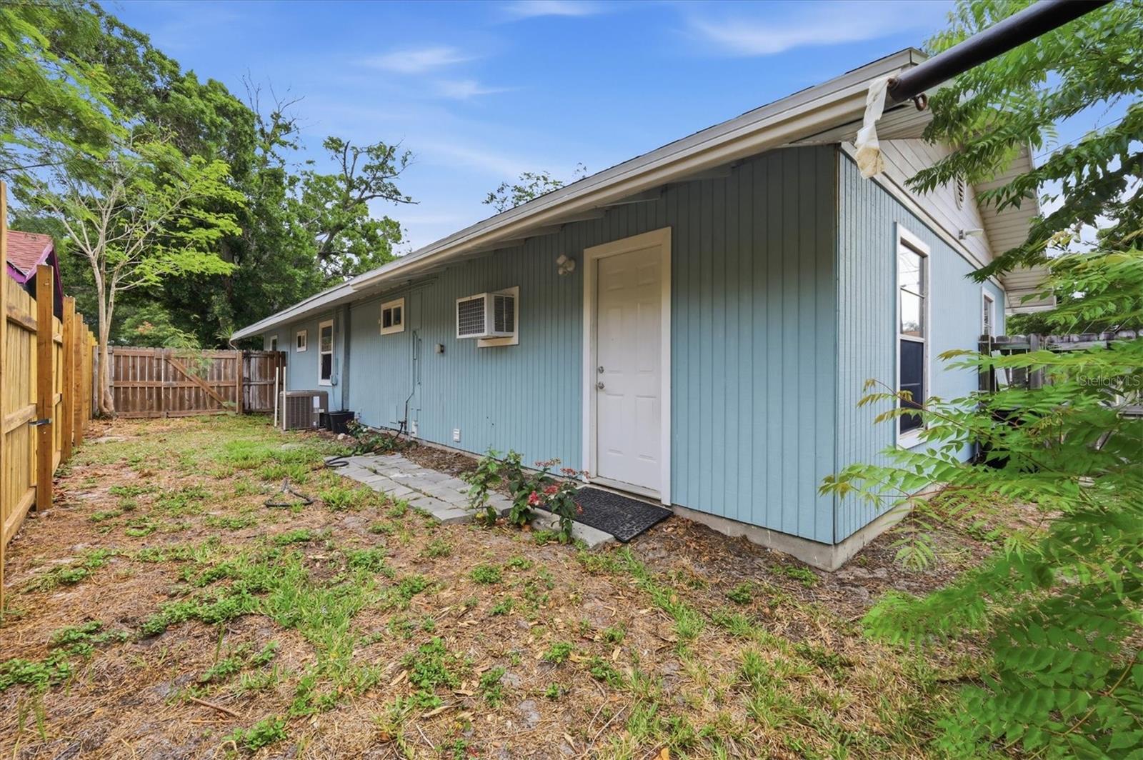 902 37TH ST W, BRADENTON, FL, 34205