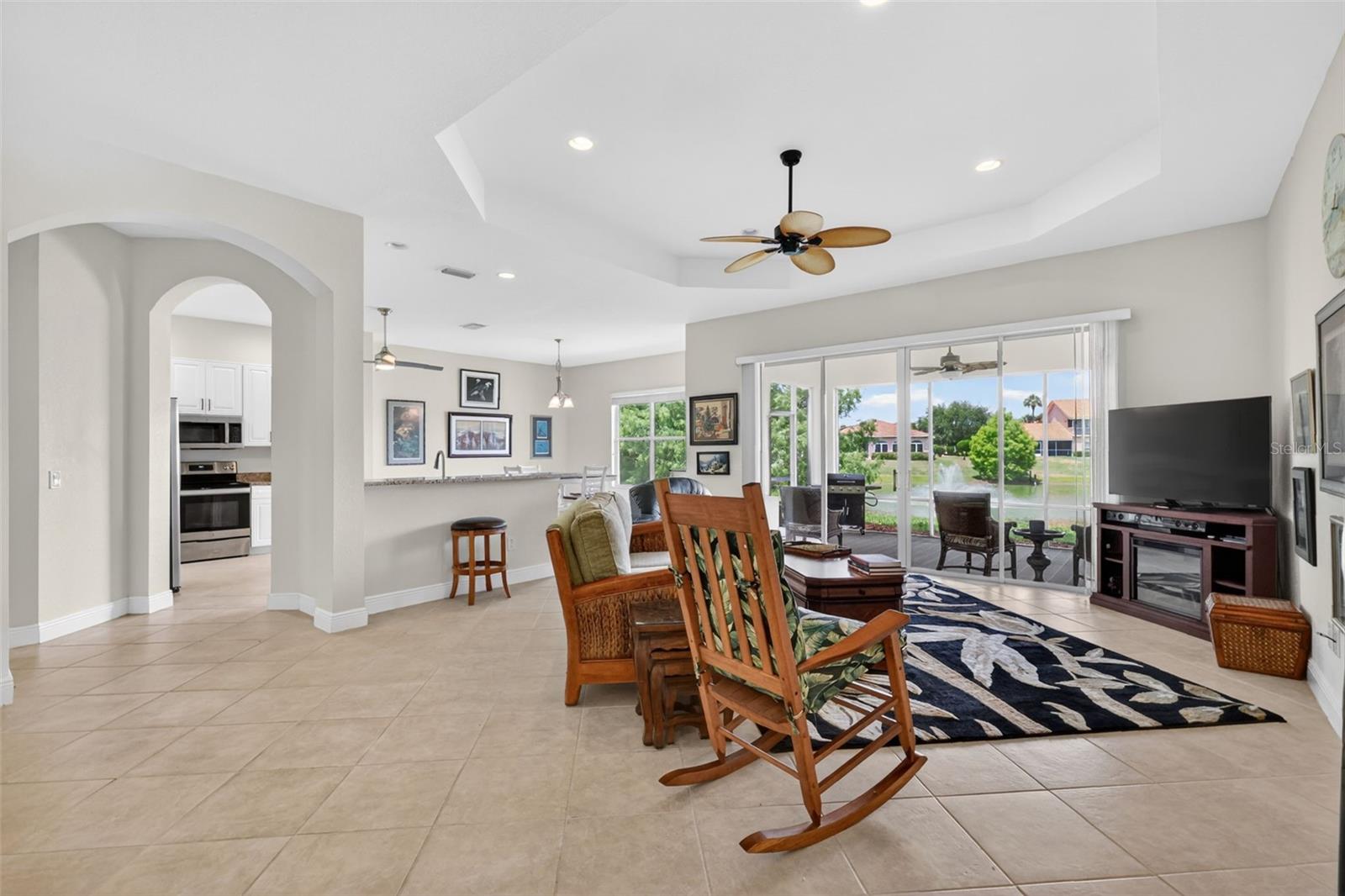 10180 LAKE MIONA WAY, OXFORD, FL, 34484