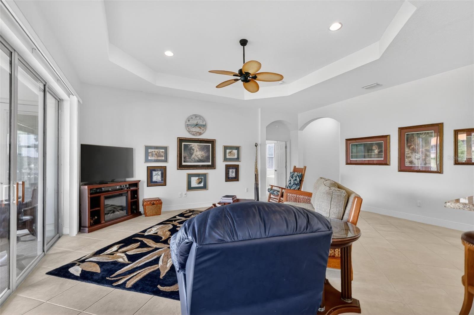 10180 LAKE MIONA WAY, OXFORD, FL, 34484