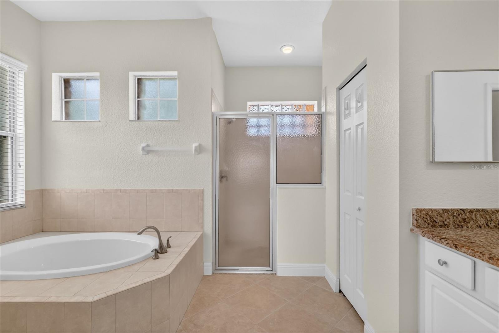 10180 LAKE MIONA WAY, OXFORD, FL, 34484