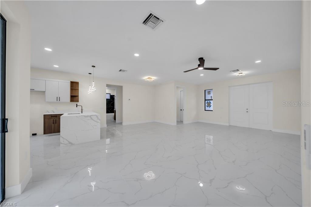 2901 VILLA AVE S, LEHIGH ACRES, FL, 33976