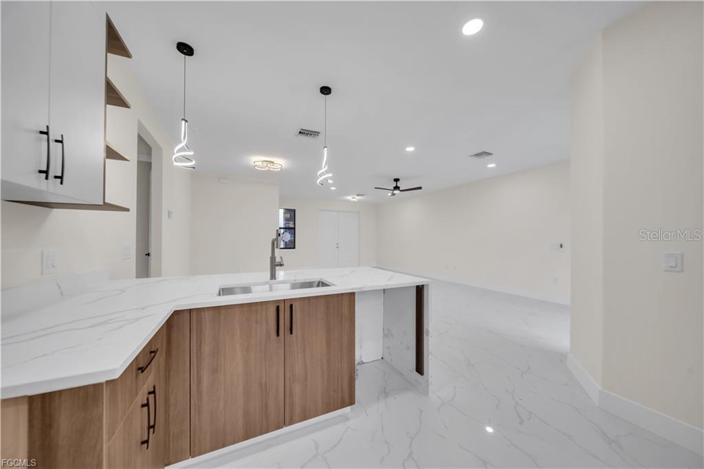 2901 VILLA AVE S, LEHIGH ACRES, FL, 33976