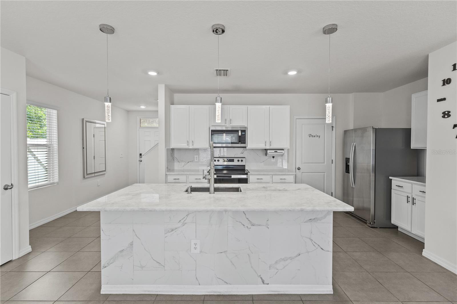 5750 CAPE PRIMROSE DR, SARASOTA, FL, 34232