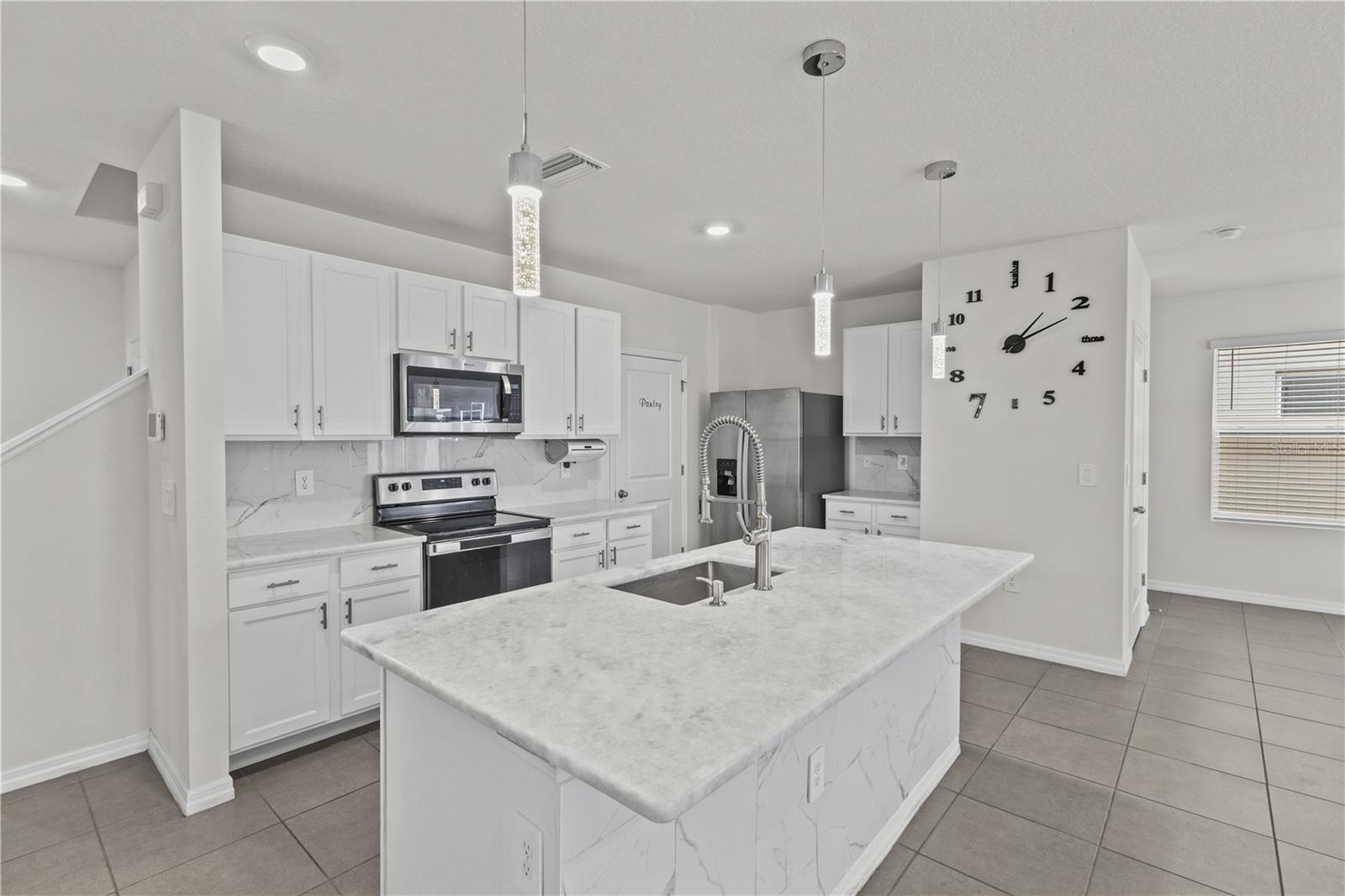 5750 CAPE PRIMROSE DR, SARASOTA, FL, 34232