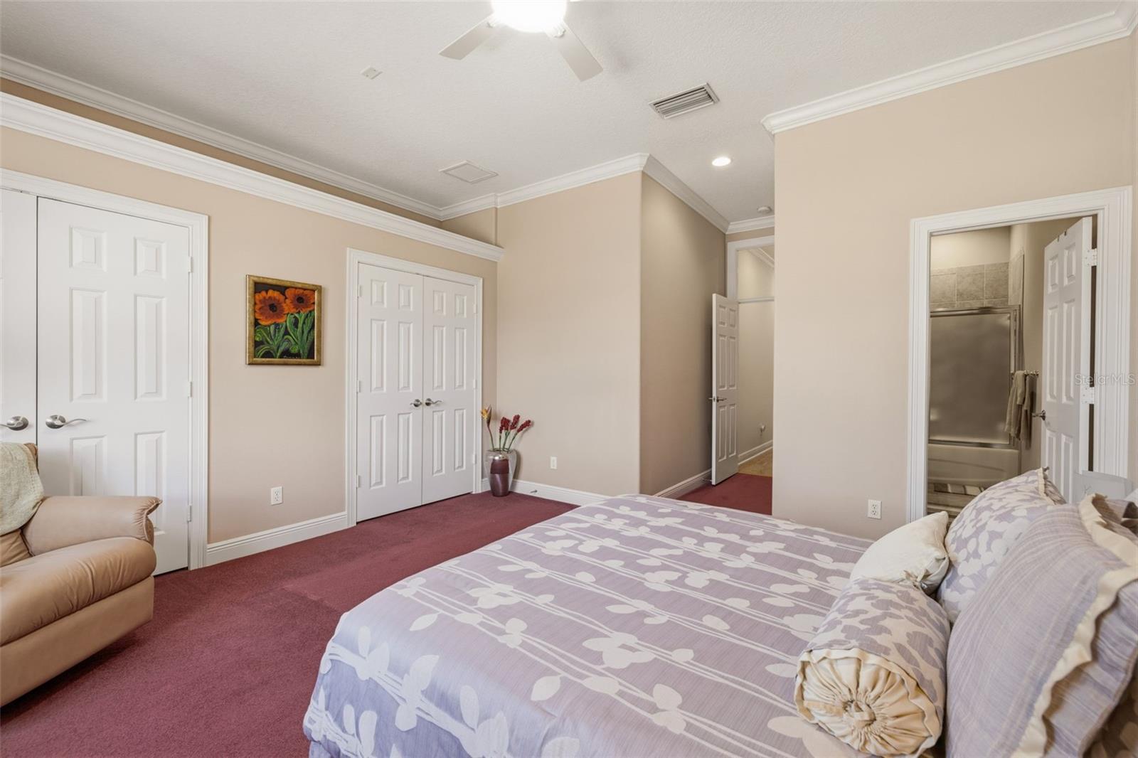 615 SAXONY BLVD, ST PETERSBURG, FL, 33701