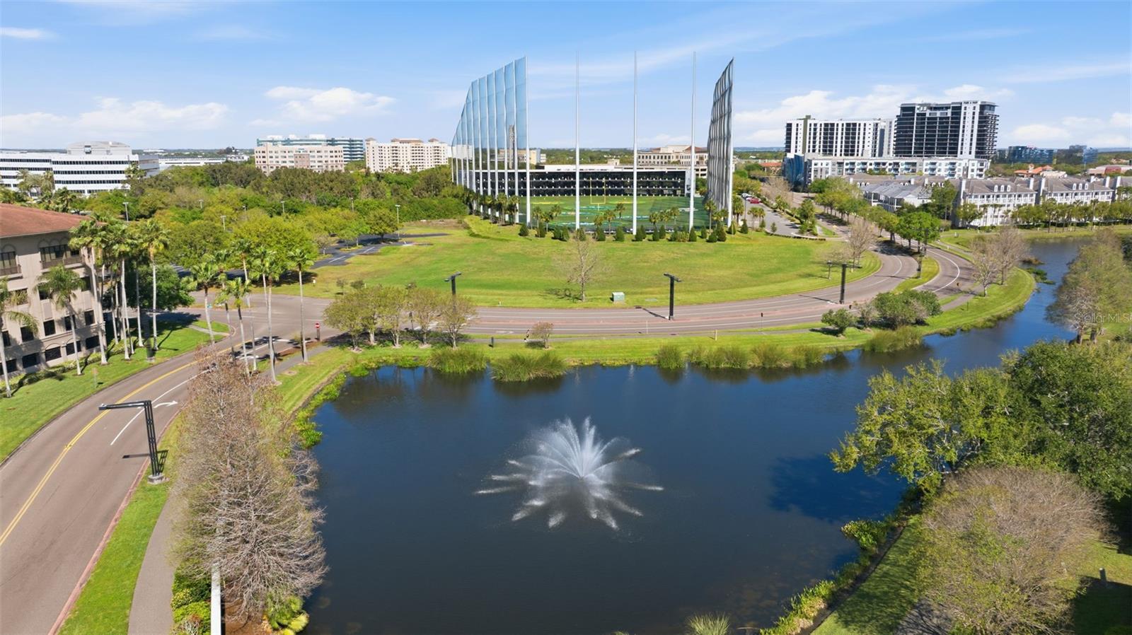 615 SAXONY BLVD, ST PETERSBURG, FL, 33701