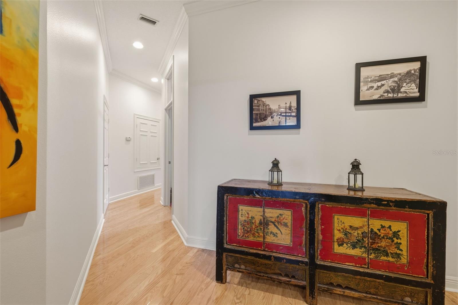 615 SAXONY BLVD, ST PETERSBURG, FL, 33701