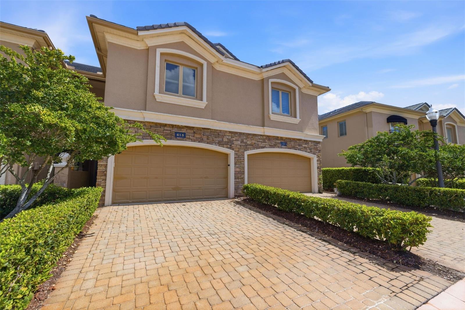 615 SAXONY BLVD, ST PETERSBURG, FL, 33701