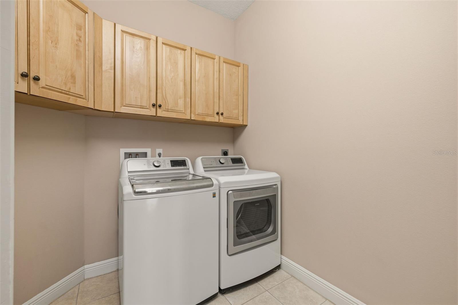 615 SAXONY BLVD, ST PETERSBURG, FL, 33701