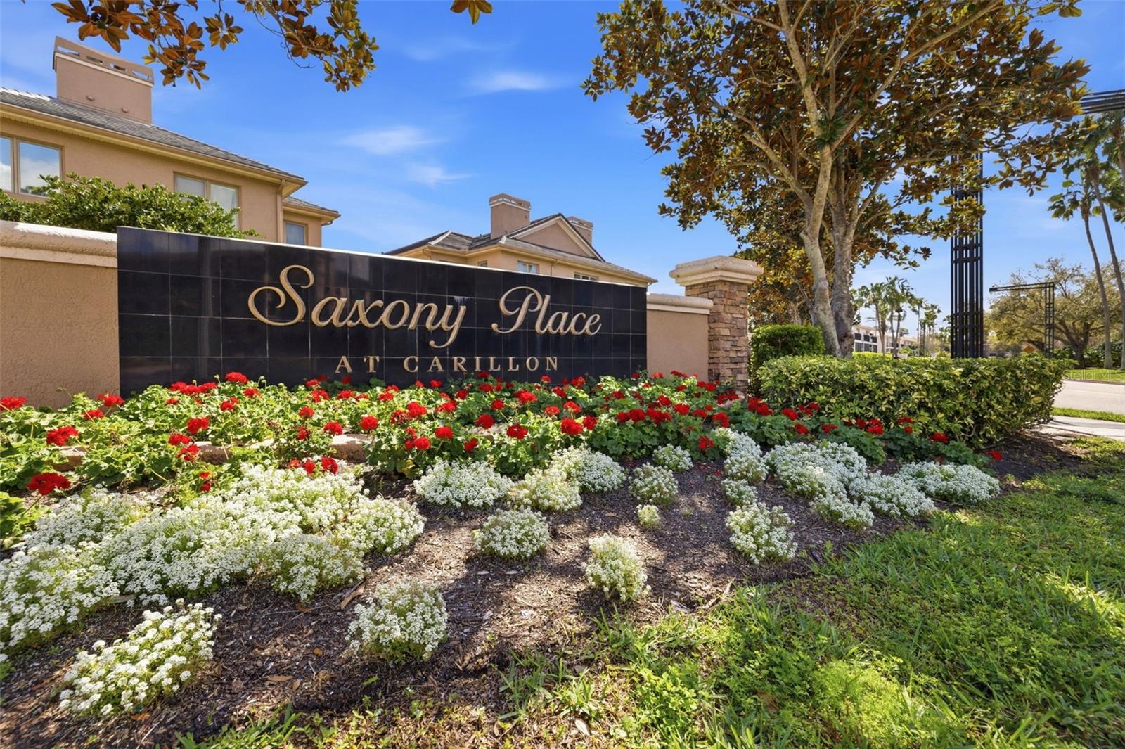 615 SAXONY BLVD, ST PETERSBURG, FL, 33701