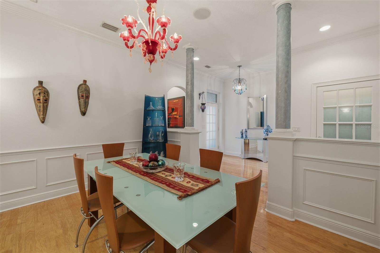 615 SAXONY BLVD, ST PETERSBURG, FL, 33701
