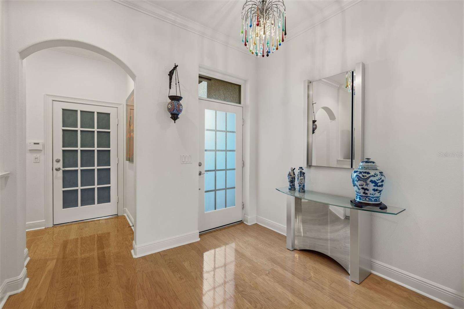 615 SAXONY BLVD, ST PETERSBURG, FL, 33701