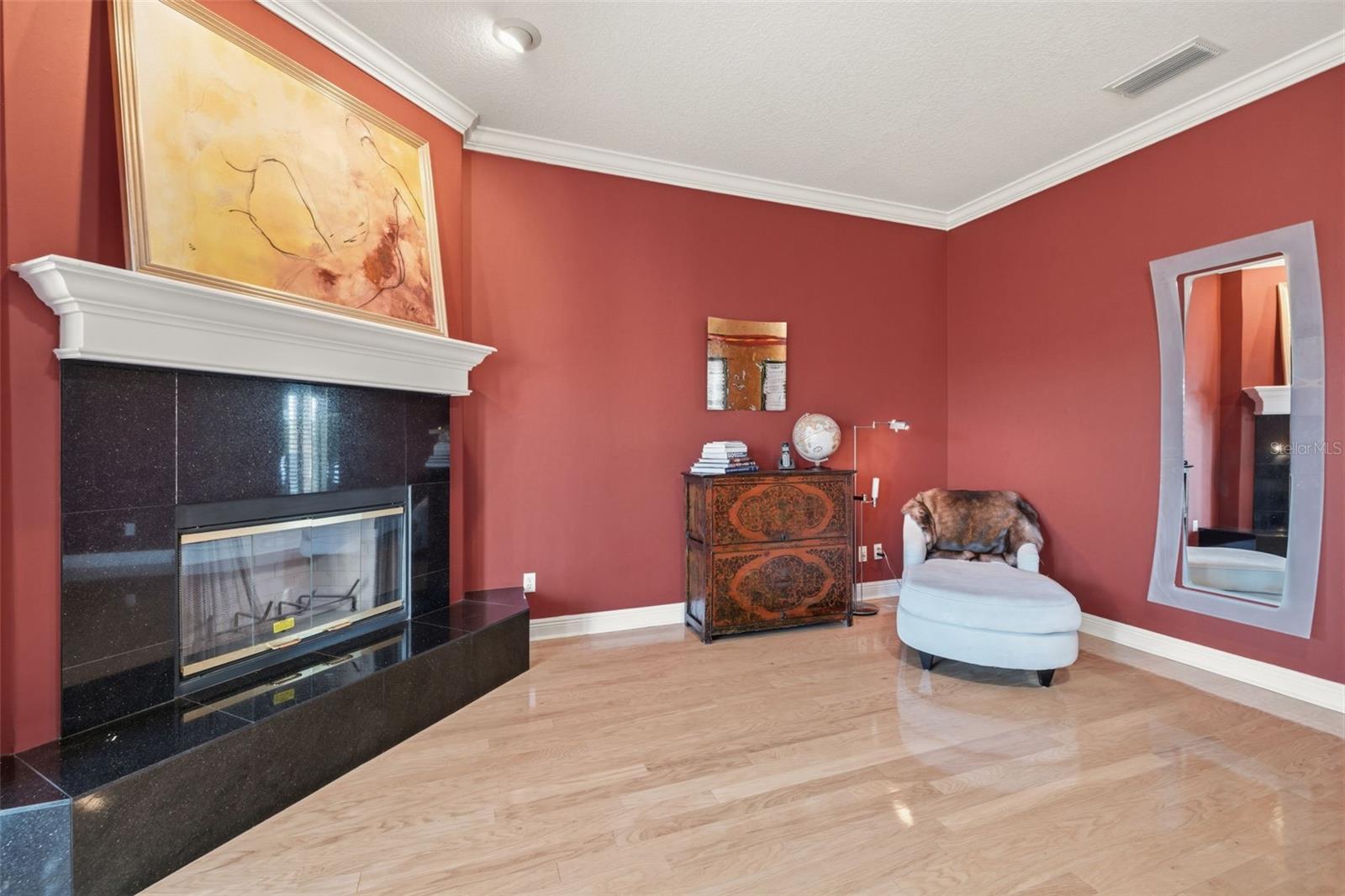 615 SAXONY BLVD, ST PETERSBURG, FL, 33701