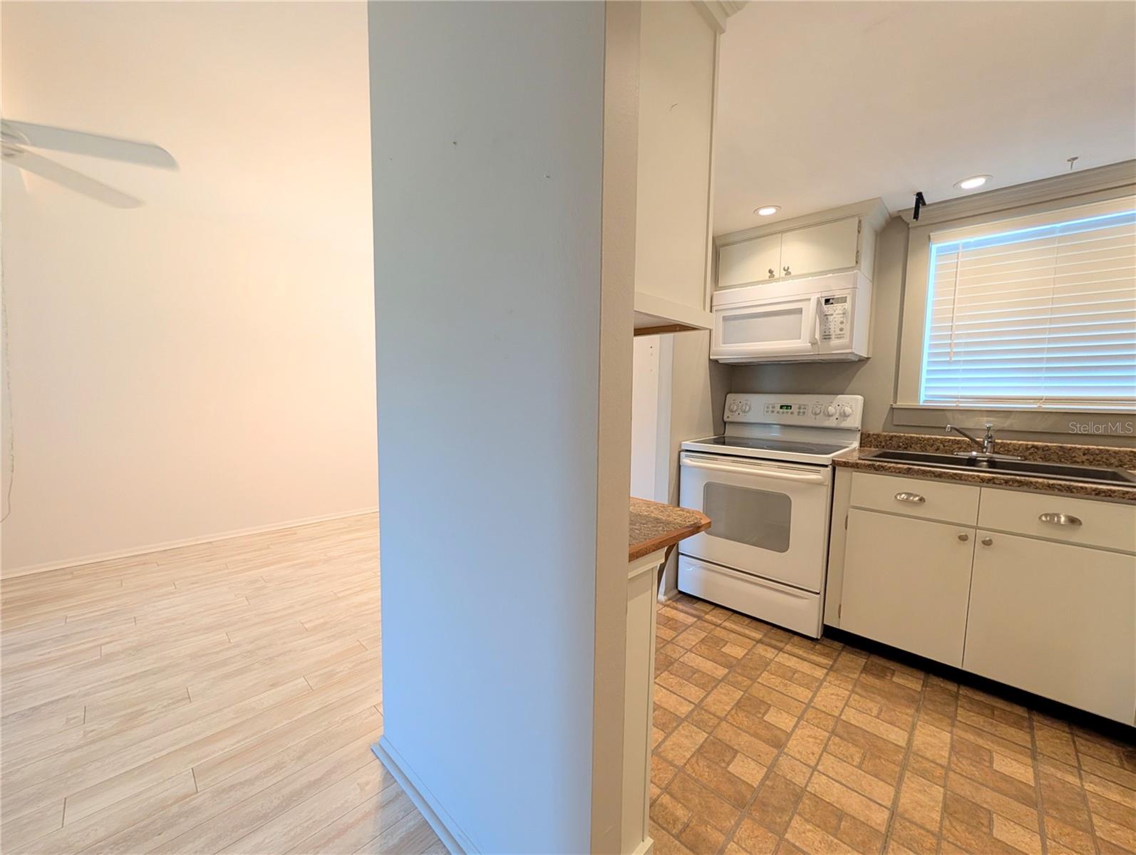 2319 CANAL DR #F26, BRADENTON, FL, 34207