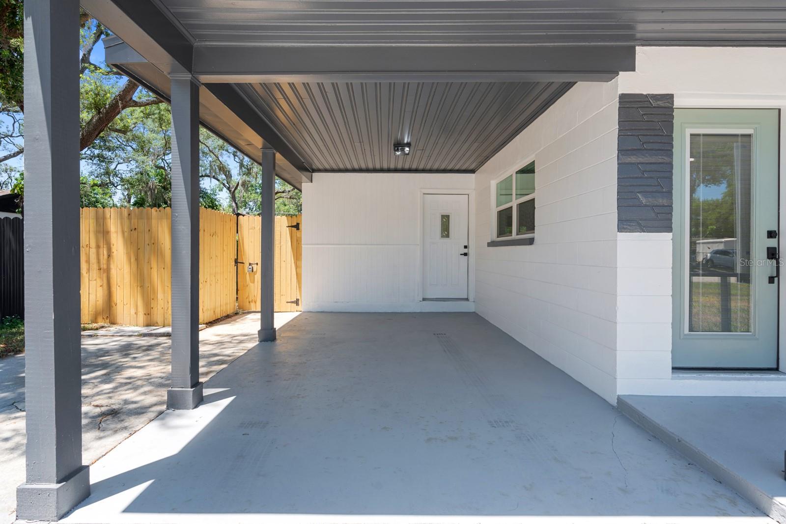 207 W BOUGAINVILLEA AVE, TAMPA, FL, 33612