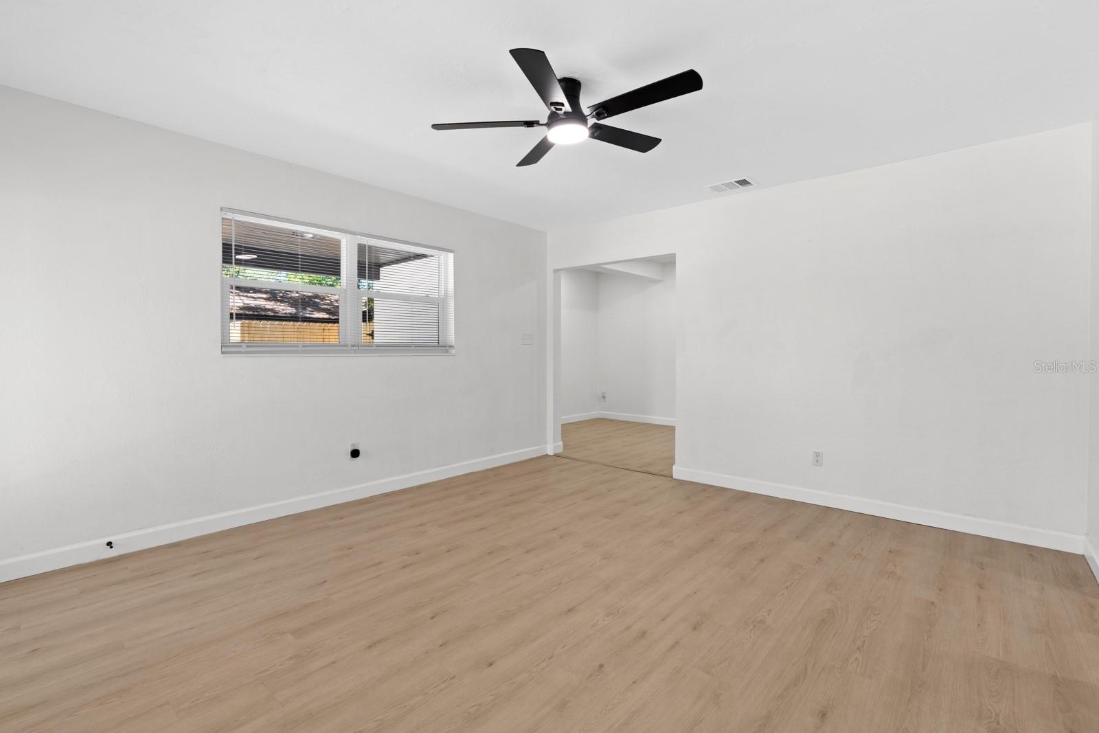 207 W BOUGAINVILLEA AVE, TAMPA, FL, 33612