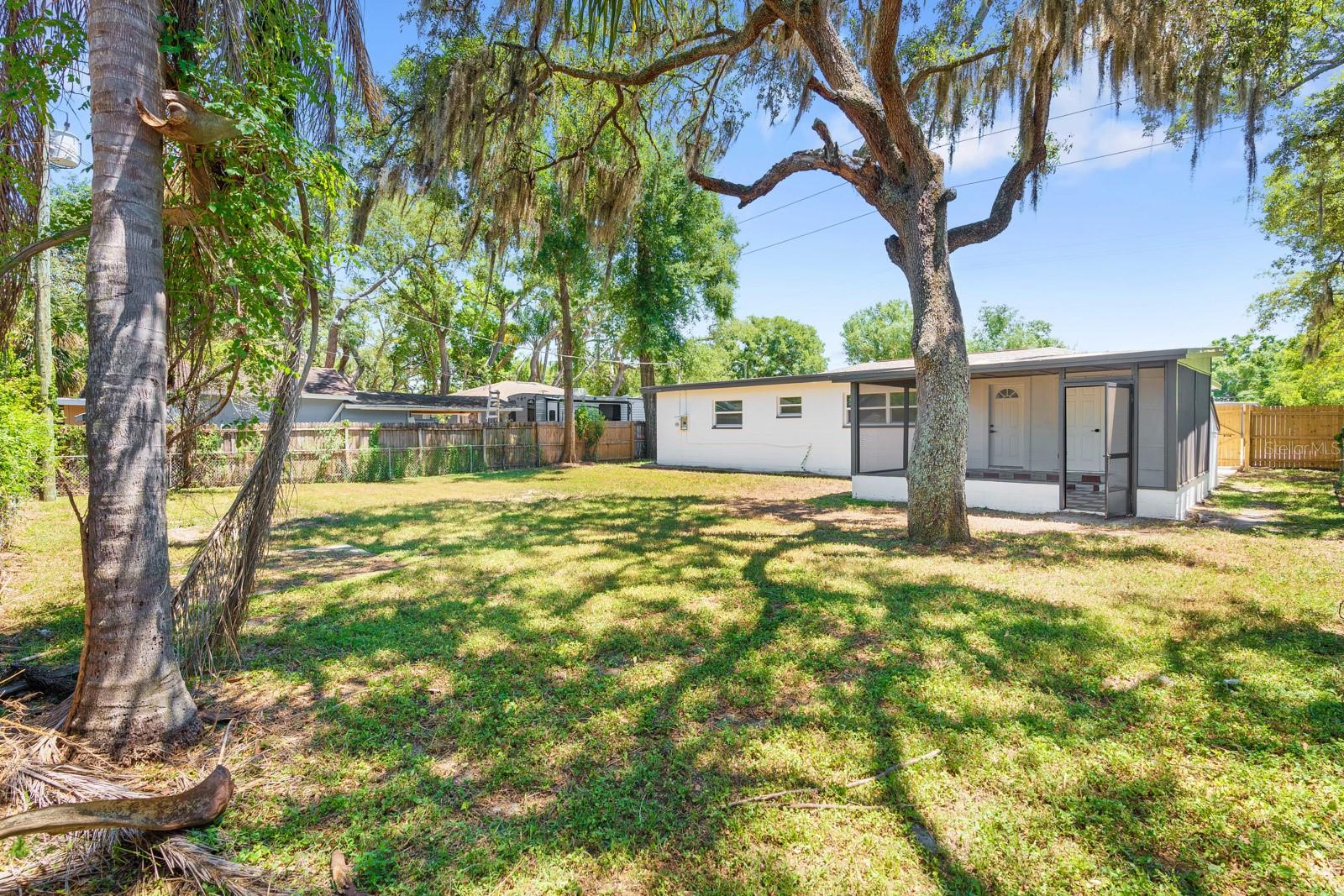 207 W BOUGAINVILLEA AVE, TAMPA, FL, 33612
