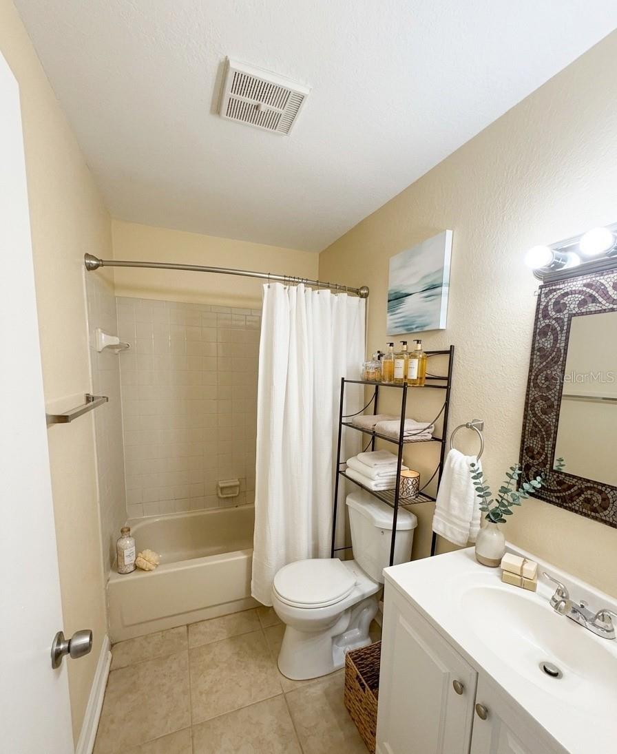 7143 E BANK DR #7143, TAMPA, FL, 33617