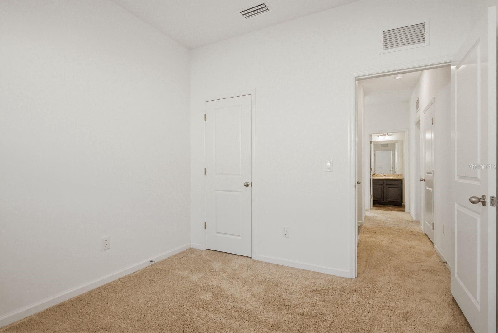 35145 DAISY MEADOW LOOP, ZEPHYRHILLS, FL, 33541