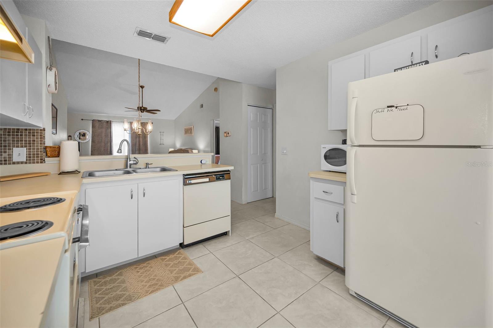 7837 HARDWICK DR #327, NEW PORT RICHEY, FL, 34653