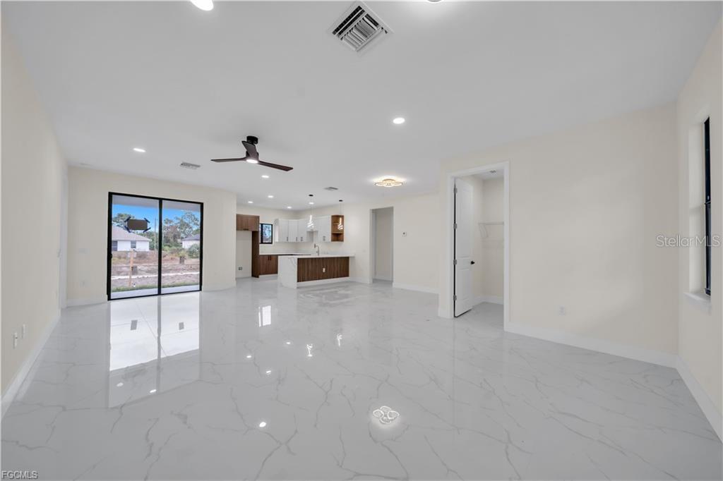 2903 VILLA AVE S, LEHIGH ACRES, FL, 33976