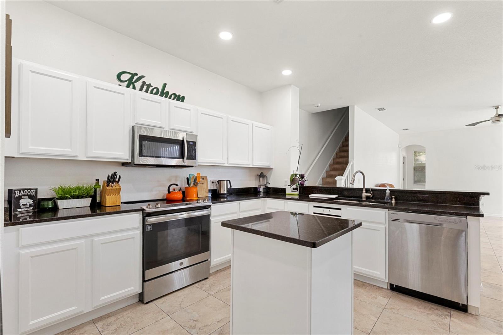 1620 GRAND HERITAGE BLVD, VALRICO, FL, 33594