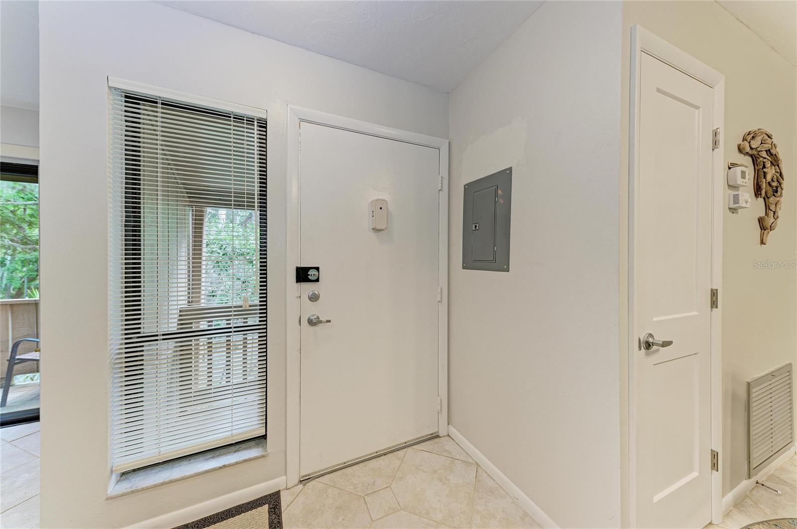 1709 CLOWER CREEK DR #205, SARASOTA, FL, 34231
