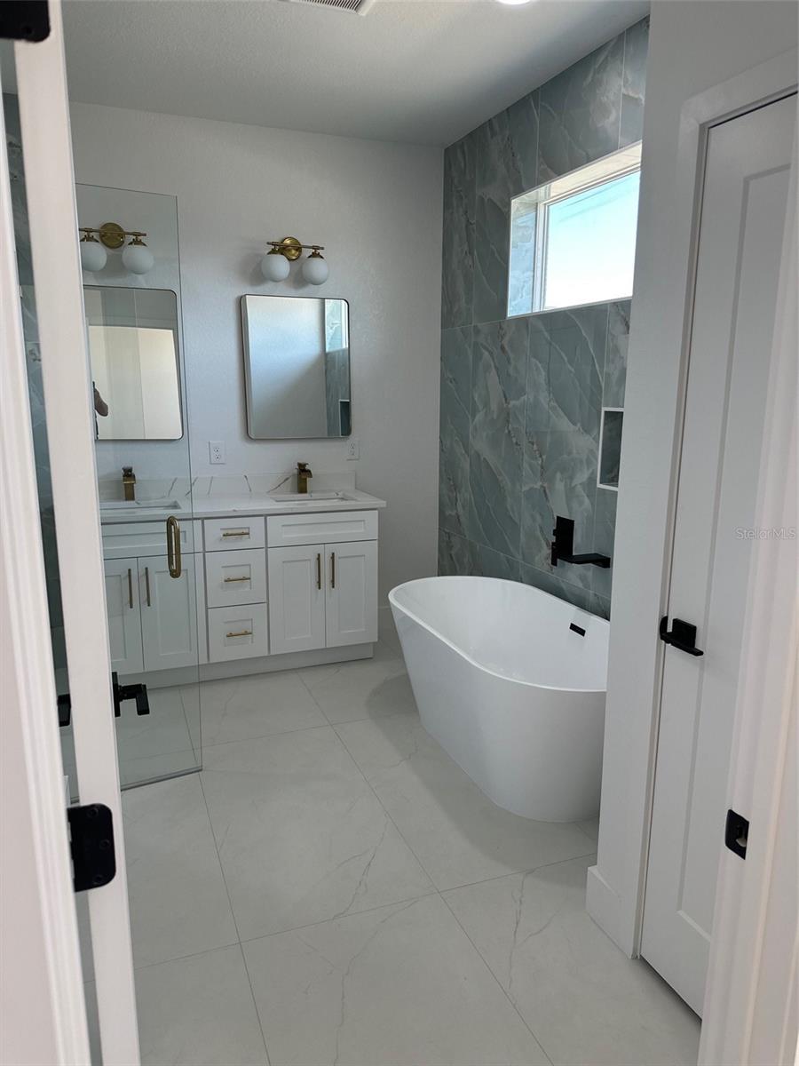 2912 N 21ST ST, TAMPA, FL, 33605