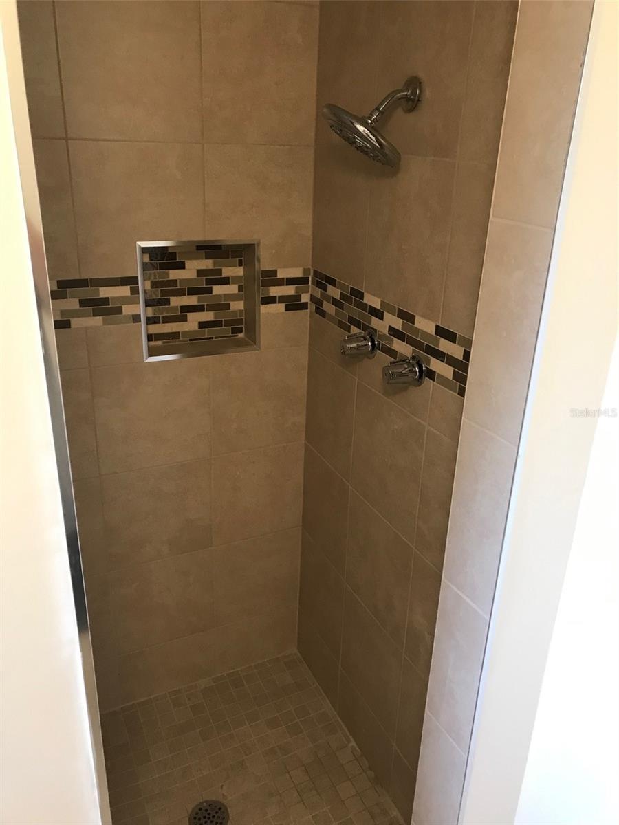 2916 24TH ST W, BRADENTON, FL, 34205