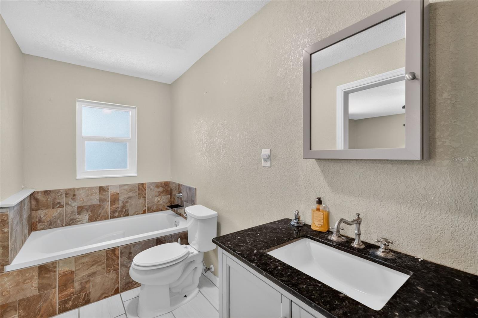 3217 LAKE ANDERSON AVE, ORLANDO, FL, 32812