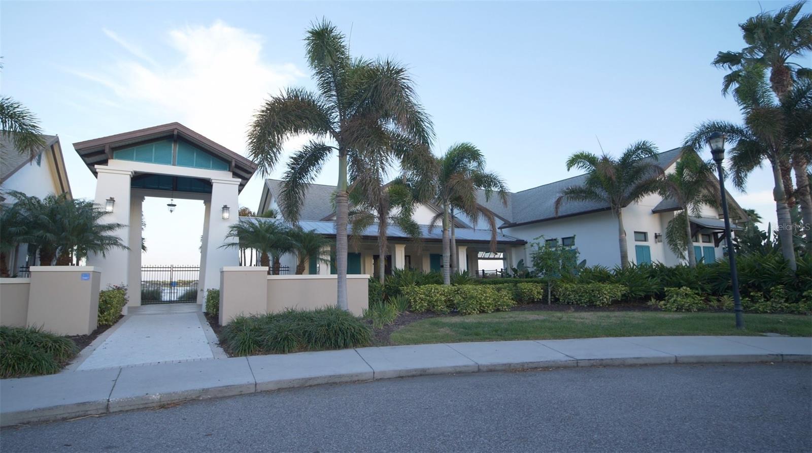 12349 BLUE PACIFIC DR, RIVERVIEW, FL, 33579